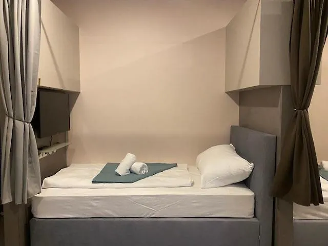 New Central Apartments Westbahnhof Vienna